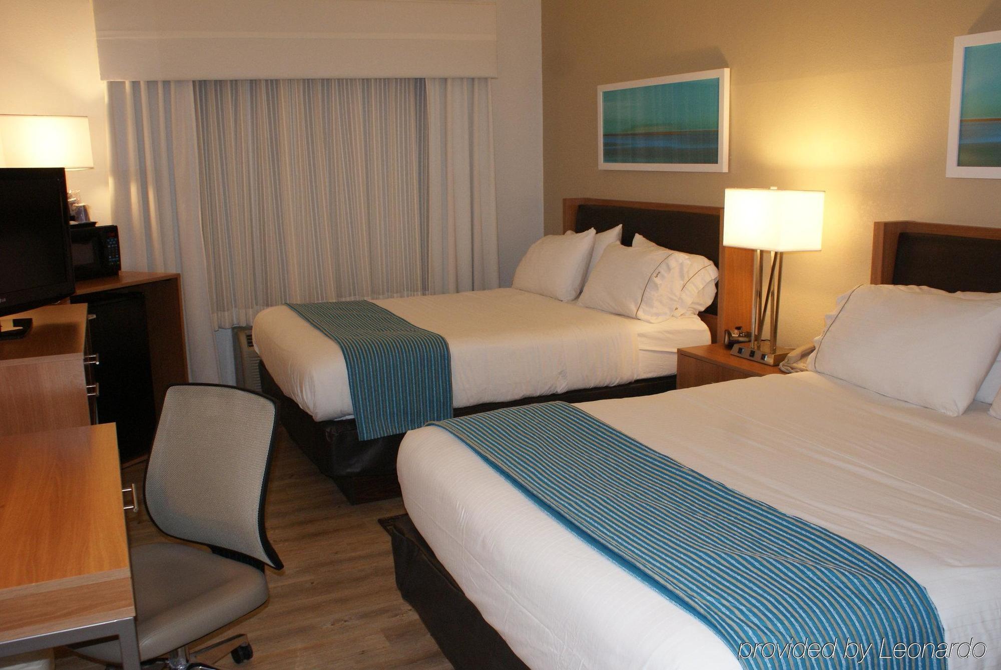 Holiday Inn Express Hotel Pittsburgh-North/Harmarville By Ihg Exterior foto